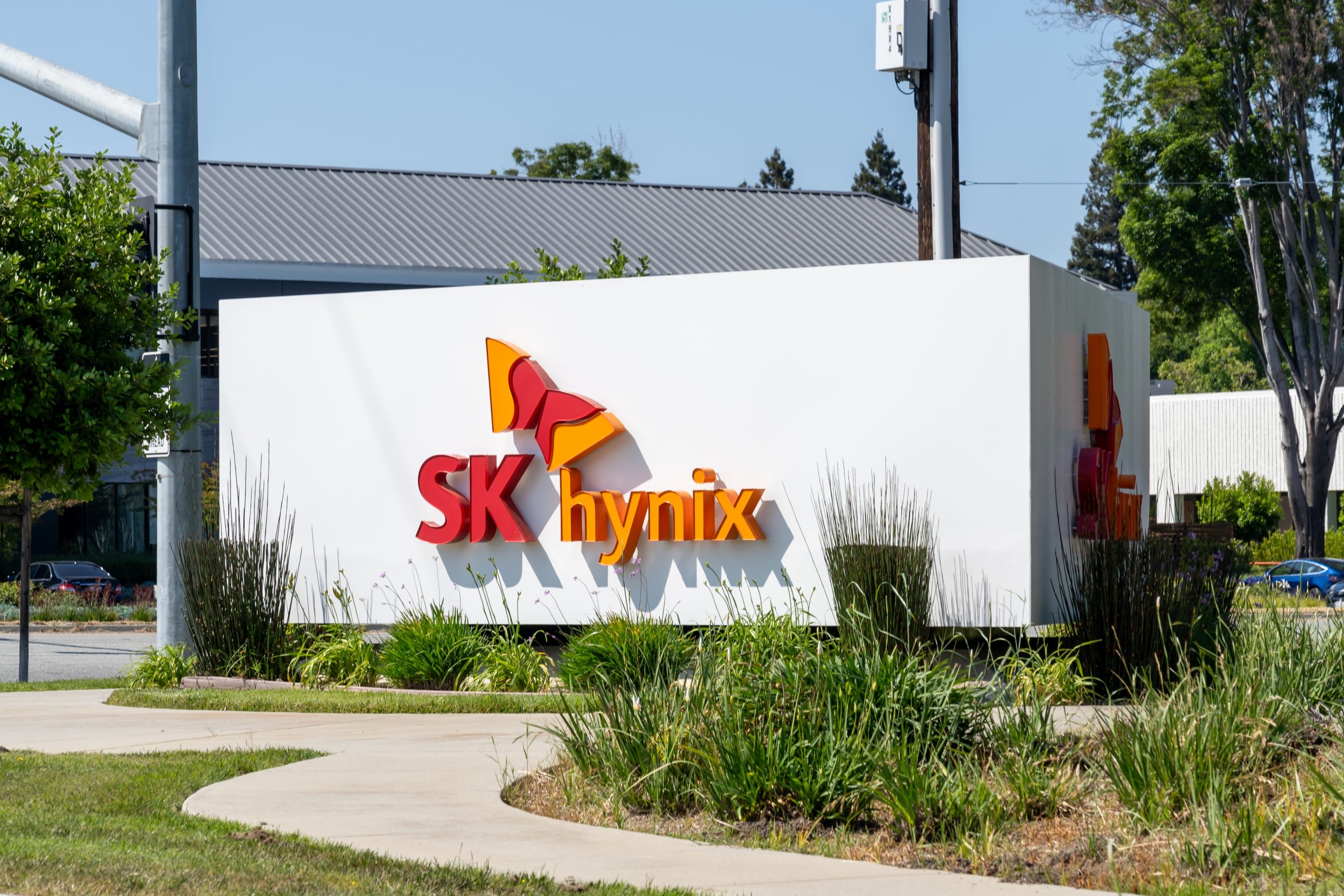 SK hynix Expands Chip Packaging Capacity with New Back-End Plant in South Korea | Advanced Semiconductor Packaging News